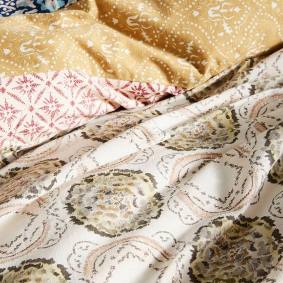 Anthropologie Bedding Set - Picture 3 of 8